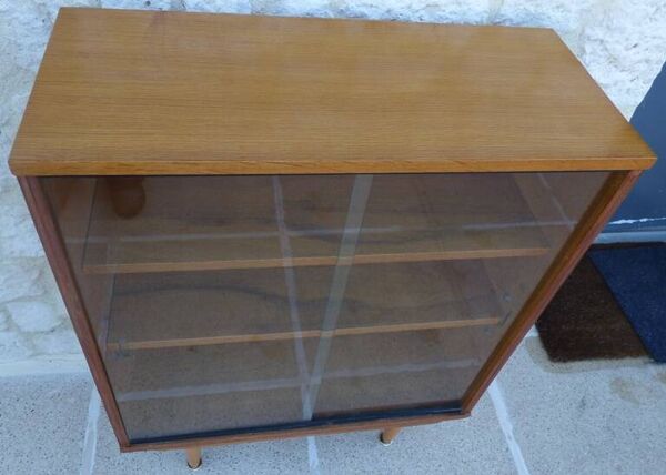 Meuble de rangement, vitrine à portes vitrées coulissantes, esprit scandina