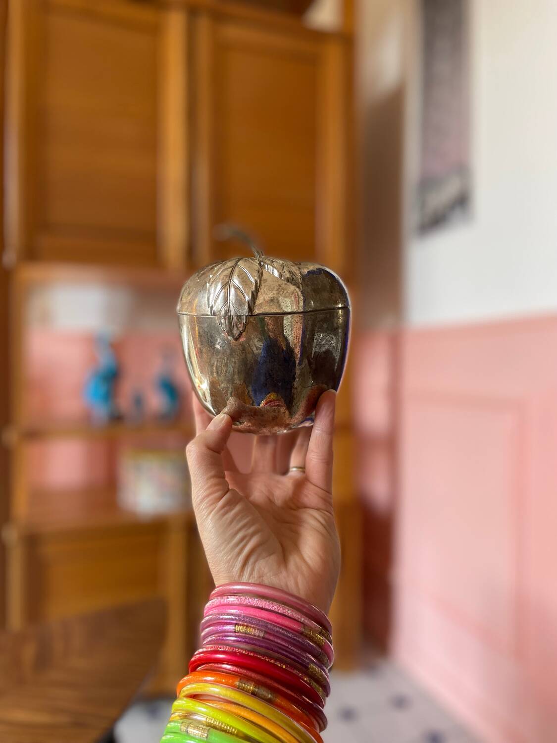 70' metal apple pocket emptier