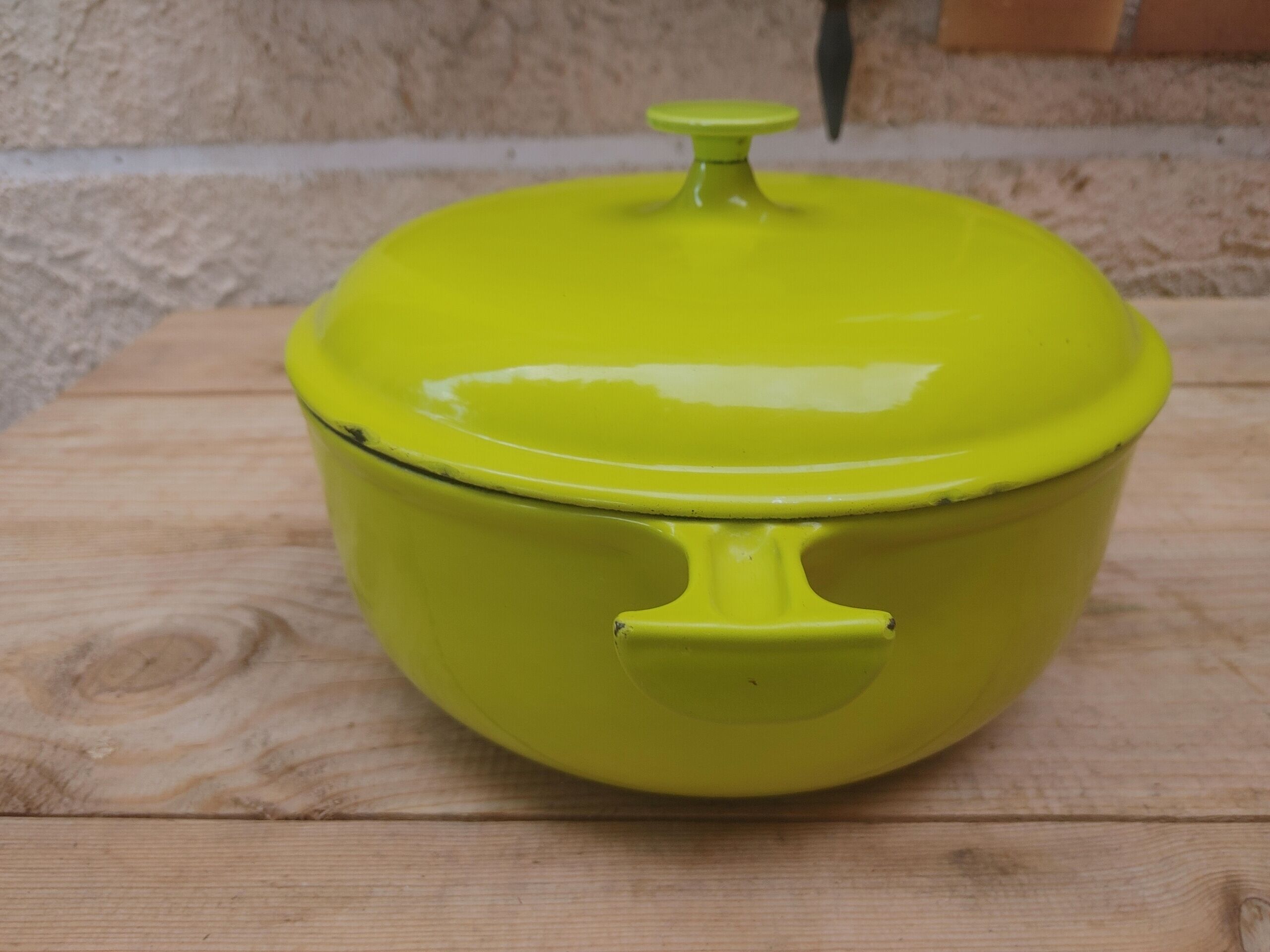 Le Creuset Cocotte in enamelled cast iron - La Mama Enzo Mari N°26