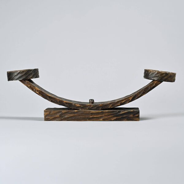 Chandelier sculpté à la gouge en bois massif, France, vers 1950