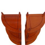 Paire d'étagères d'angle