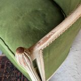 Art Deco living room patina