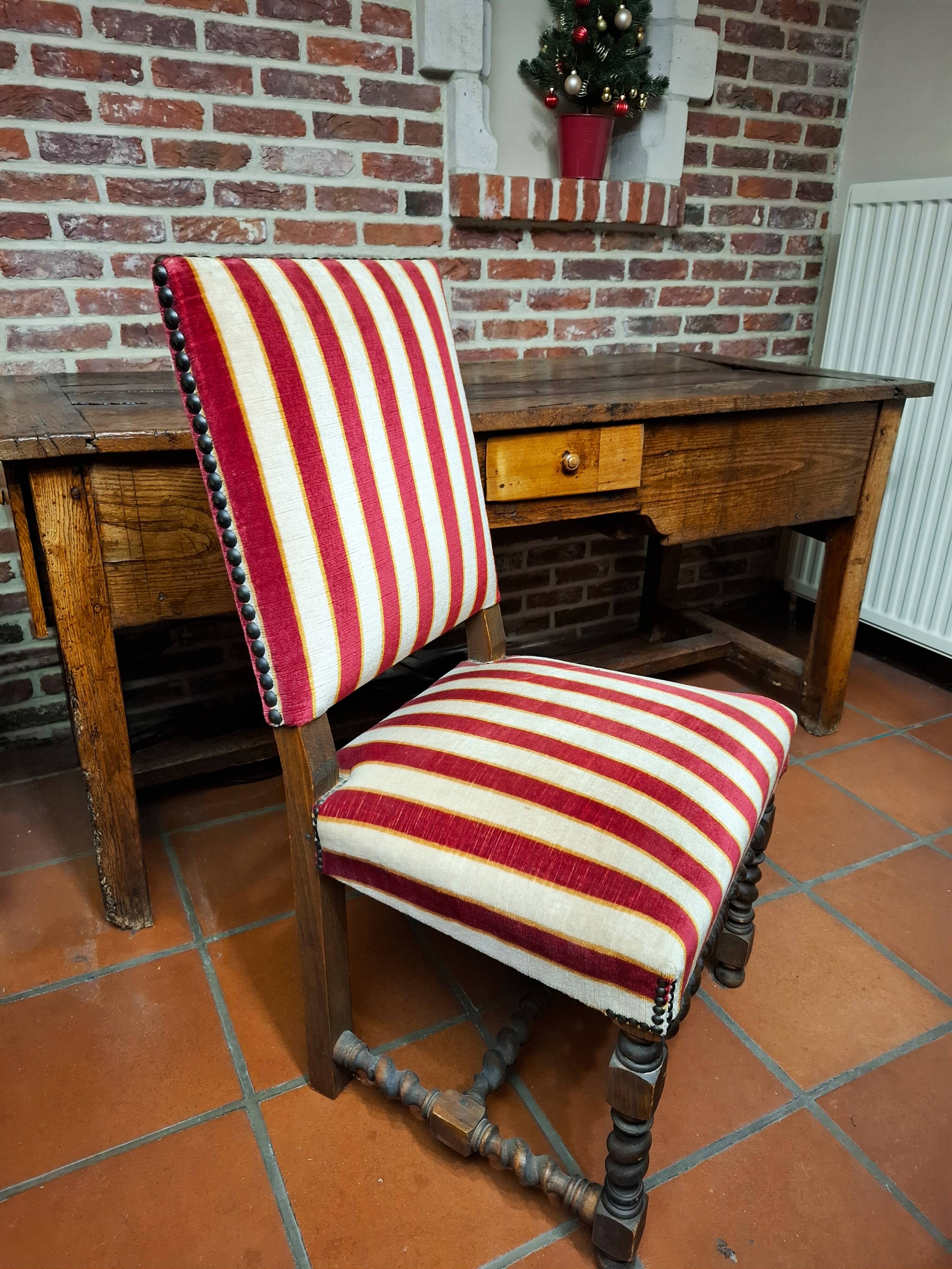 Antique desk accompanied by its chair – first half of the 18th century.
