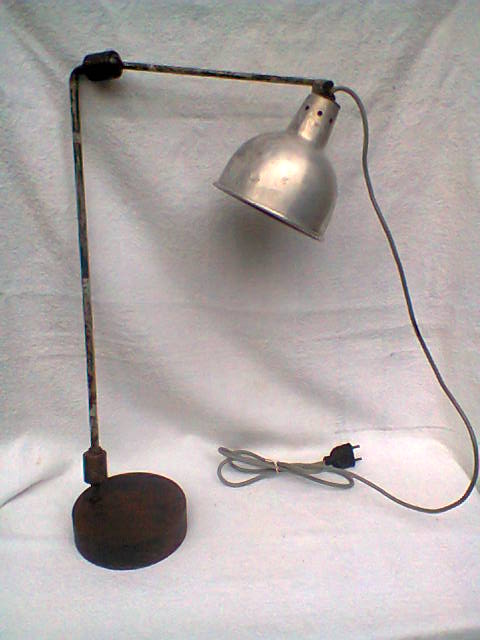 Workshop lamp