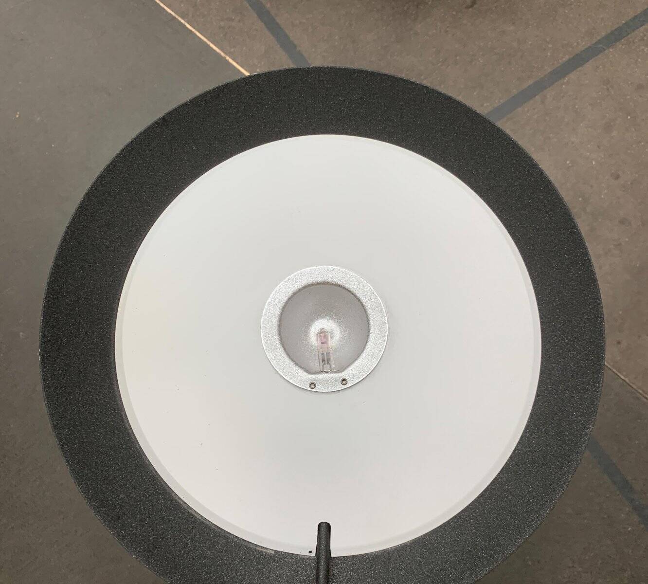 Postmodern Italian table lamp Washington by Jean Michel Wilmotte for Lumen Center Italia, 1980s.