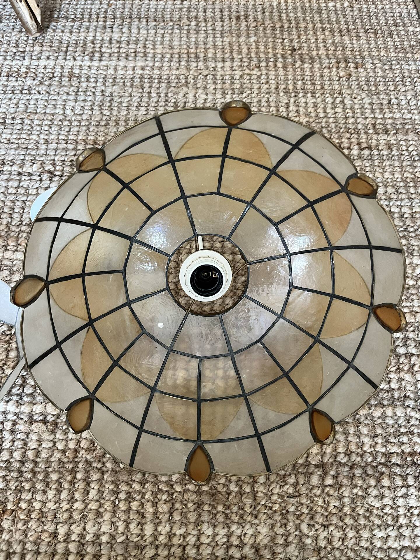 Mother-of-pearl pendant
