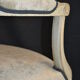 Paire de fauteuils médaillons
