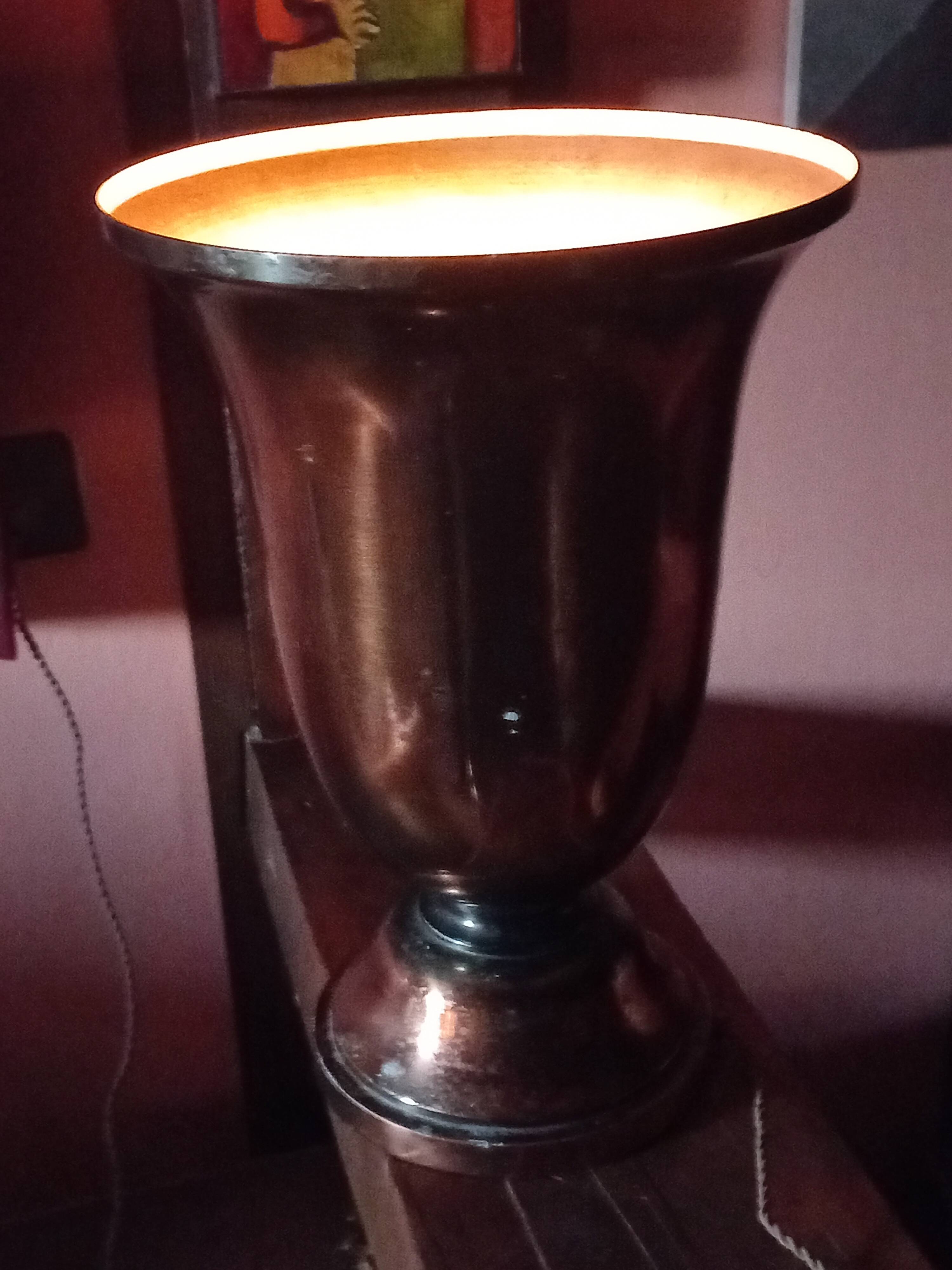 Art Deco tulip lamp in copper metal, 42.5cm from the 1930s.