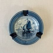 Vintage ashtray Delft Holland 417 Pyramid – blue earthenware with boat decoration