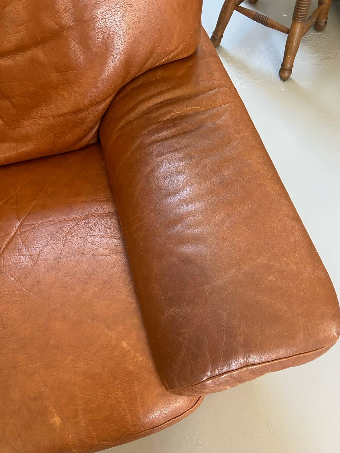 80s leather armchair