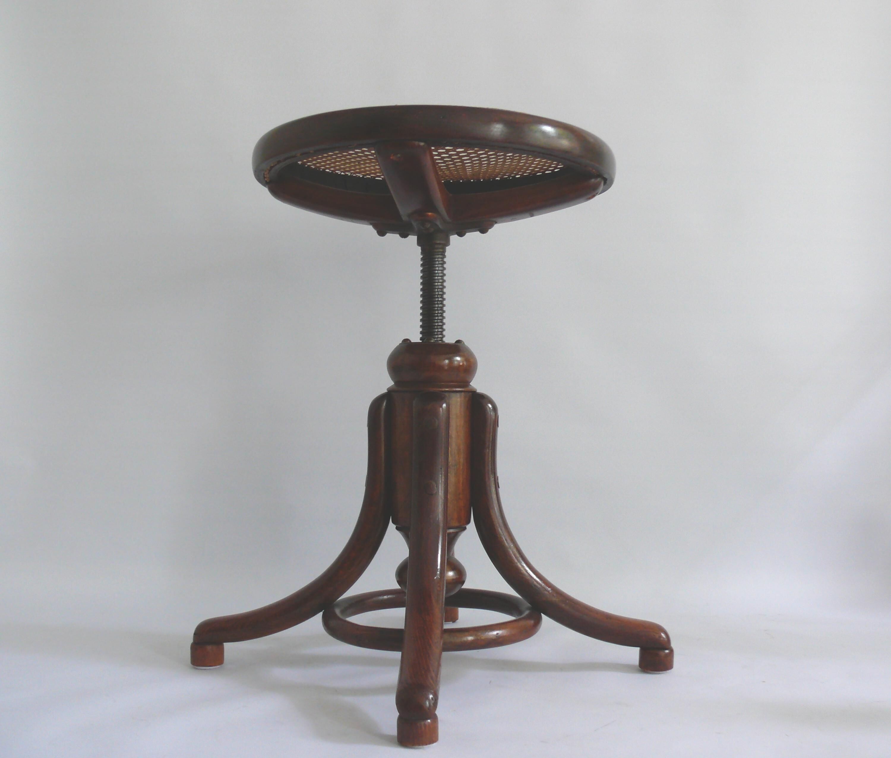 Gebr. Thonet, Bugholz Piano Stool No. 1, Late 19th Century
