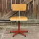 Chaise d'atelier pivotante