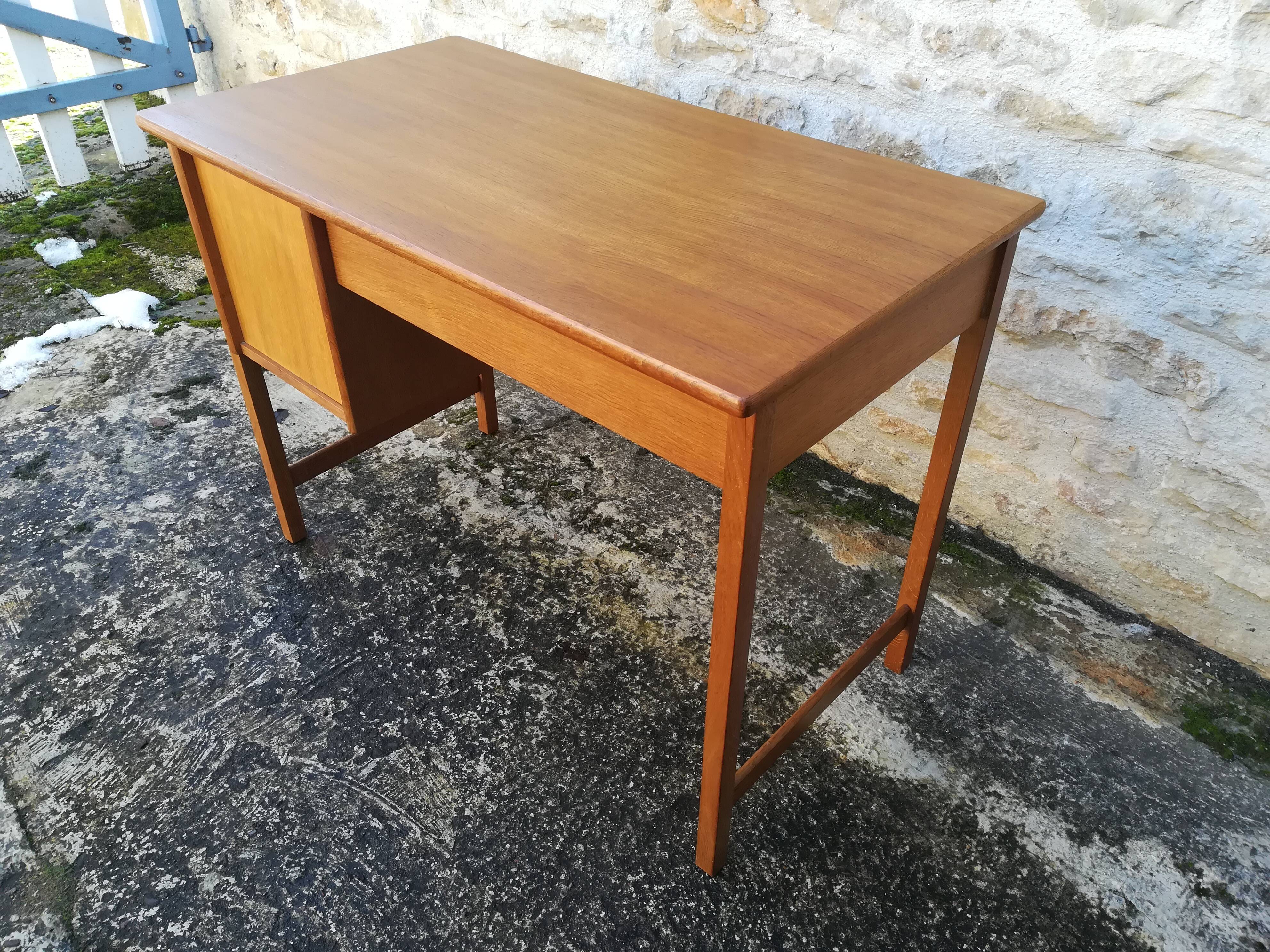 Vintage desk