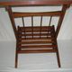 Table basse ; range disques ; revues style scandinave des années 50