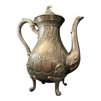 Louis XV pouring coffee maker