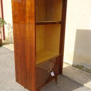 Vintage display cabinet from the Capelle house (82)