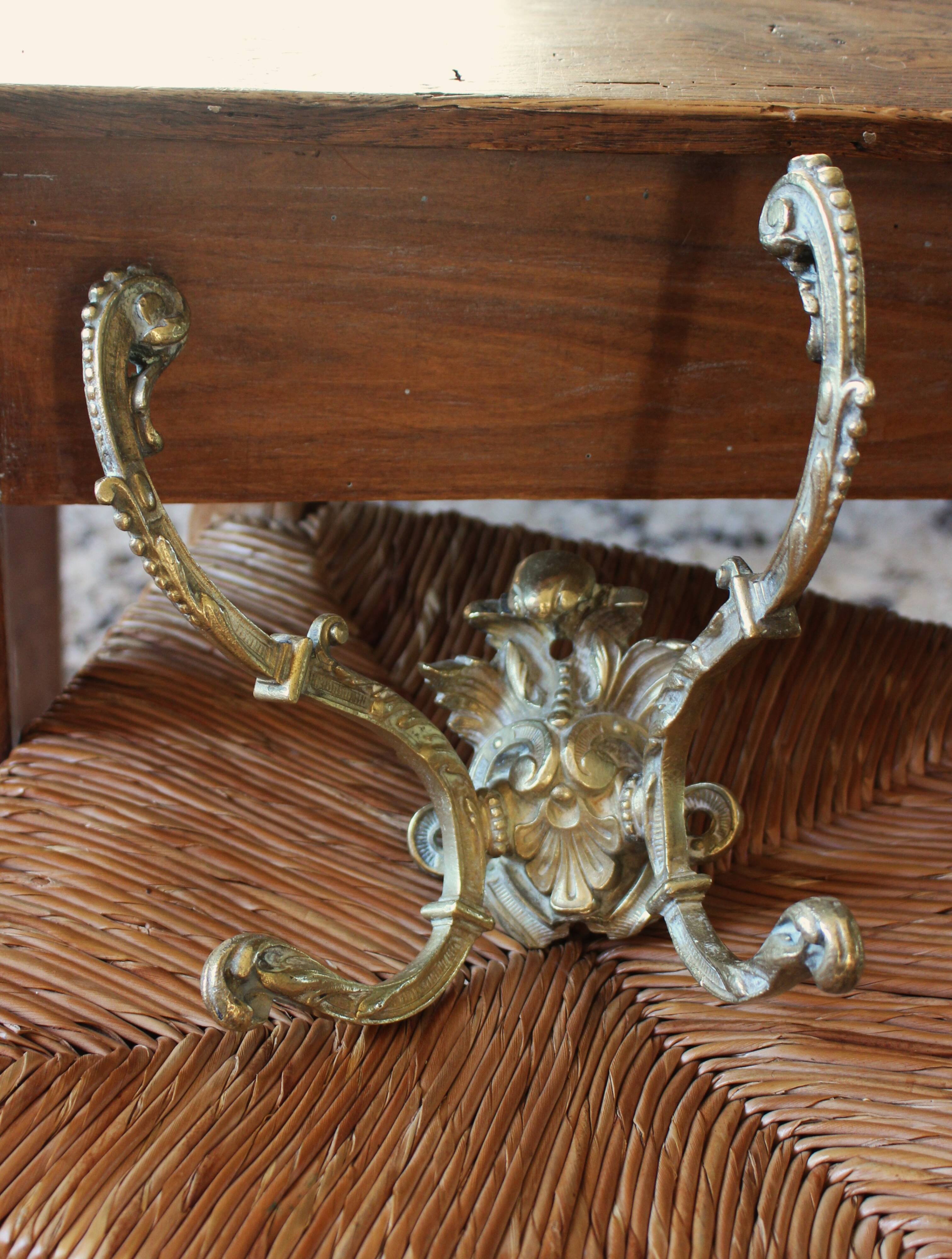 Patère laiton travaillé paire doubles crochets