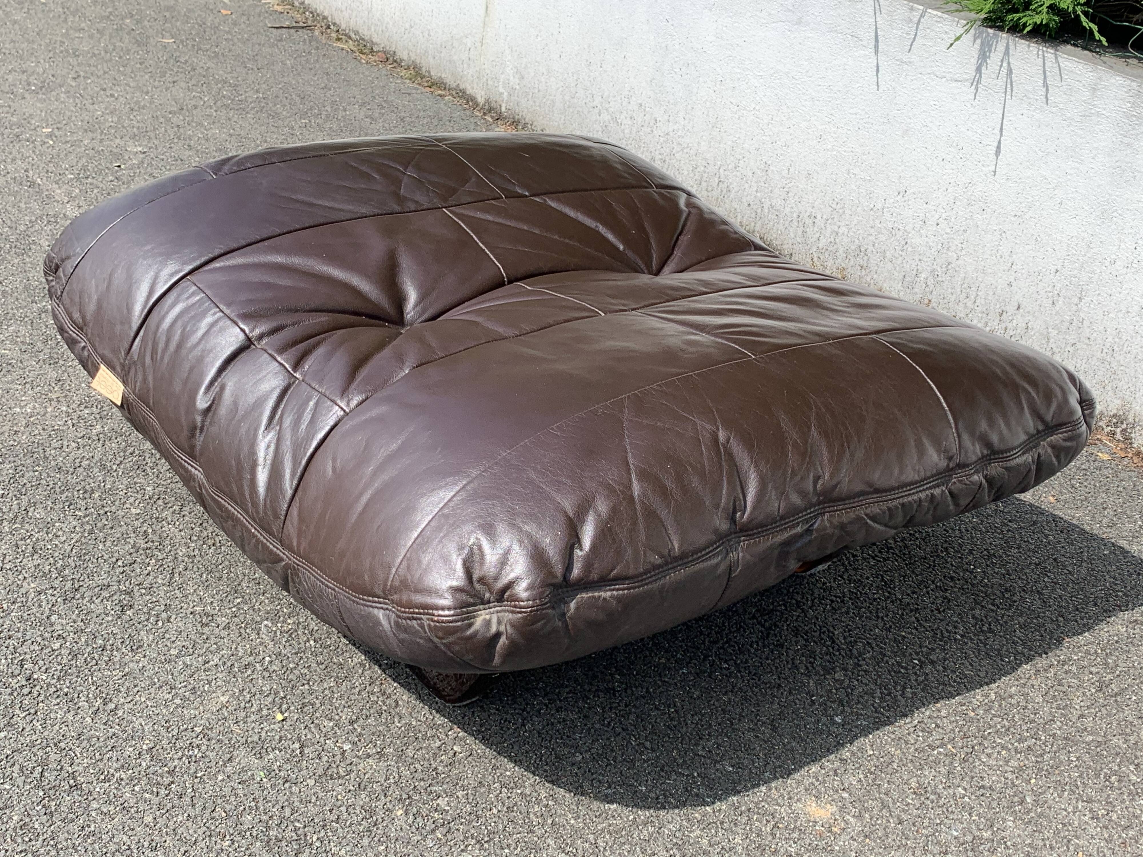 Pair of armchairs and ottoman leather Marsala by Michel Ducaroy for Ligne Roset 1970