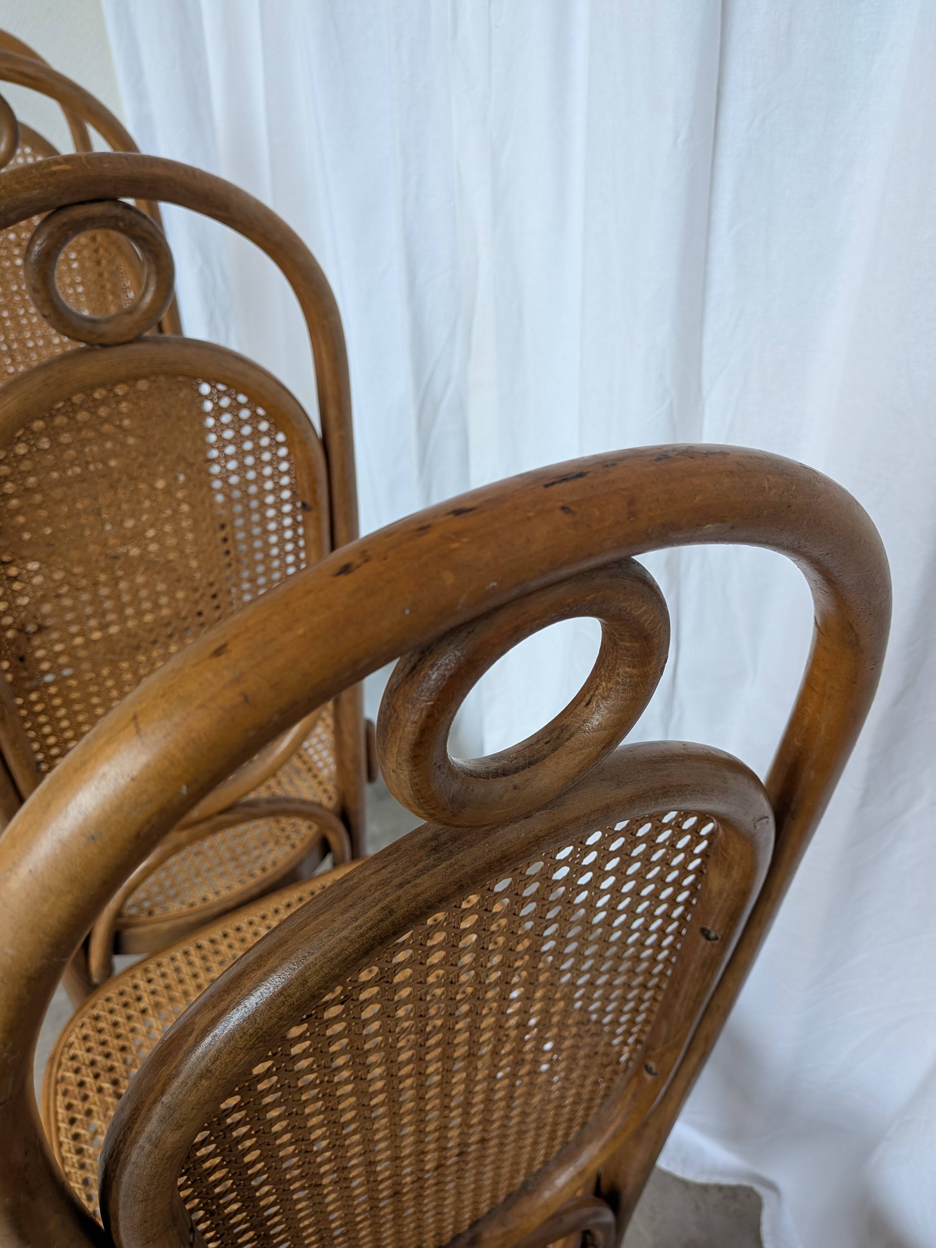 Set of 8 Vintage Bentwood Cane Dining Chair, Thonet Style, 1970s Yugoslavia