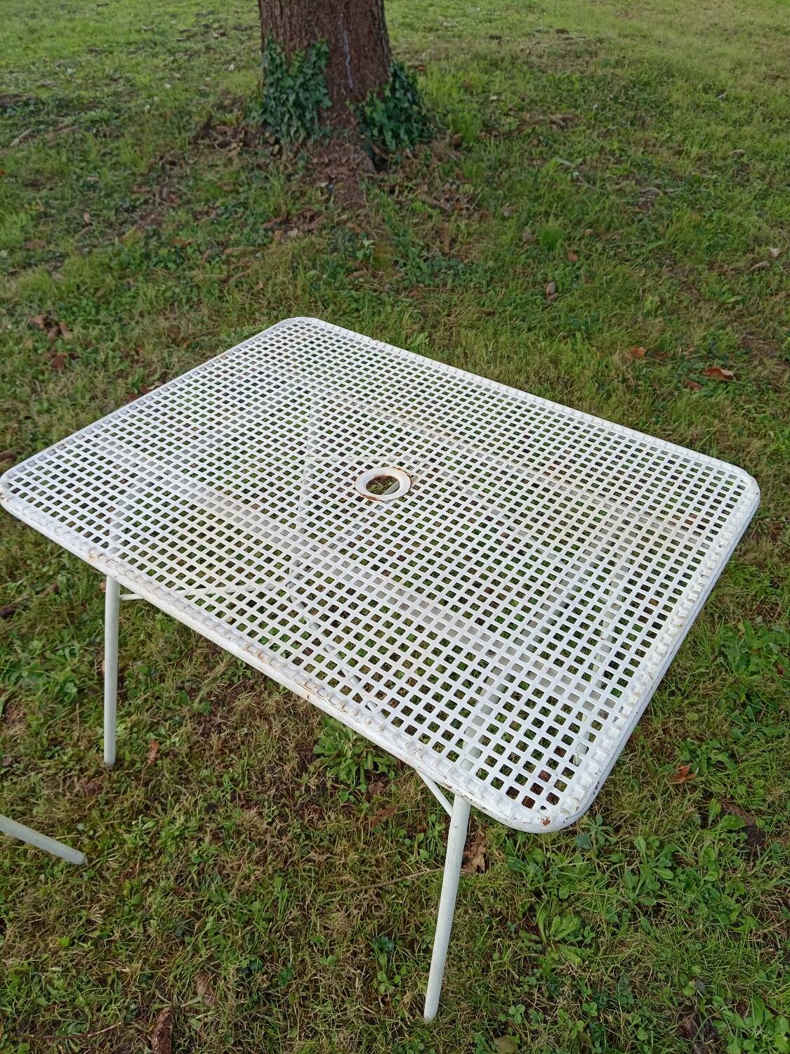 Ému Rio chairs and table