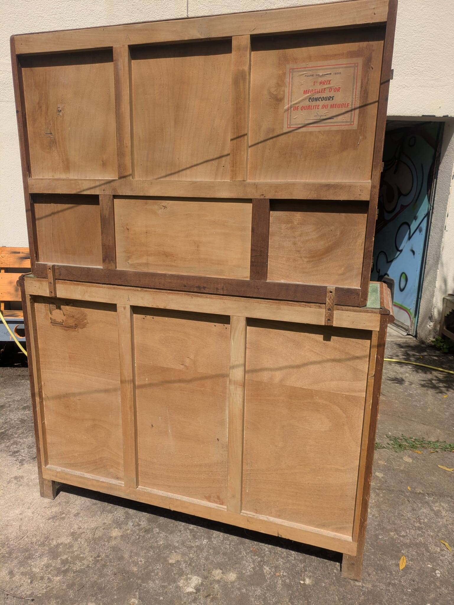 two-body kitchen buffet