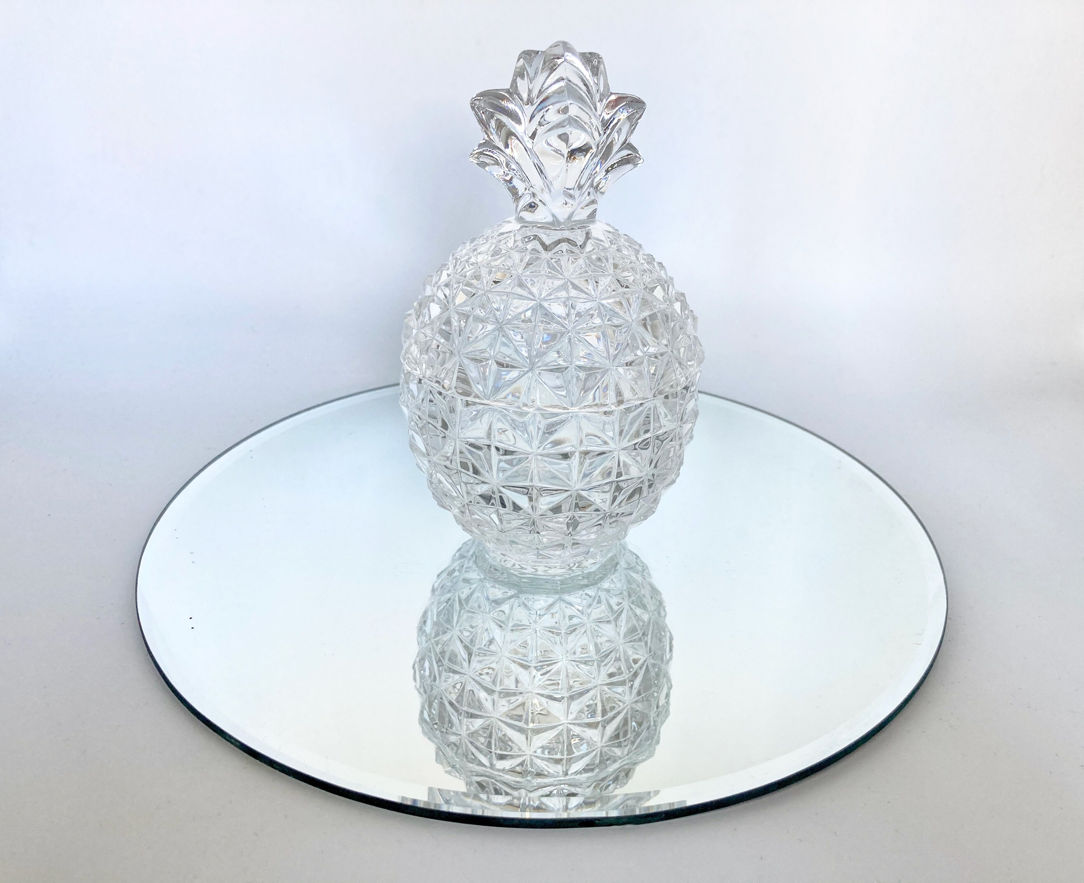 Crystal pineapple candy