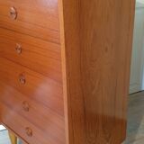Scandinavian chest of drawers