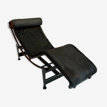 Le Corbusier LC4 model long chair