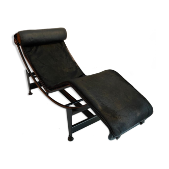 Chaise longue de Le Corbusier modèle LC4