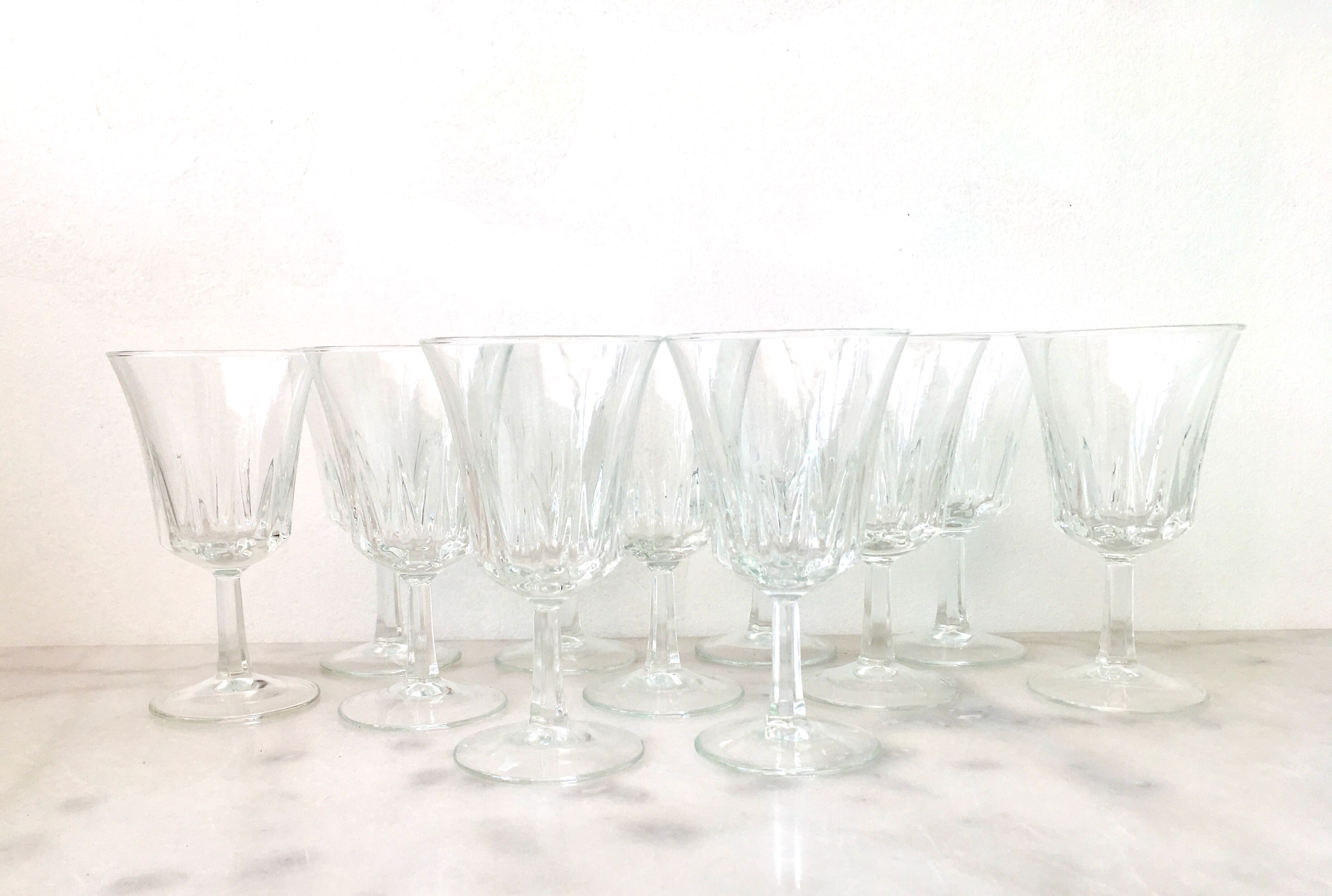 Set 11 vintage wine glasses