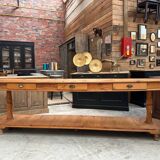 Early 20th century presentation console