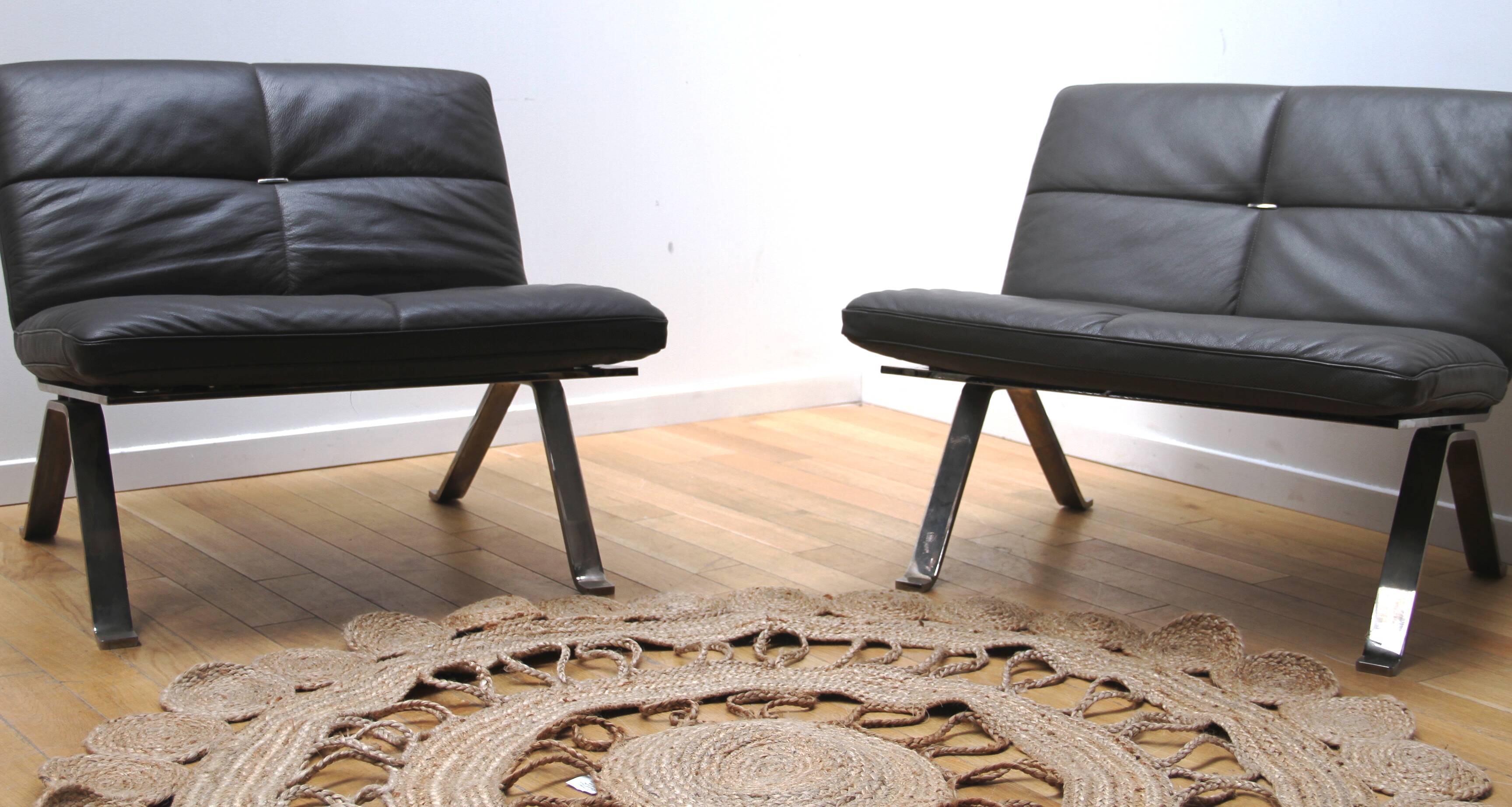 Pair of Brooklyn Chair armchairs, Poltrona Frau