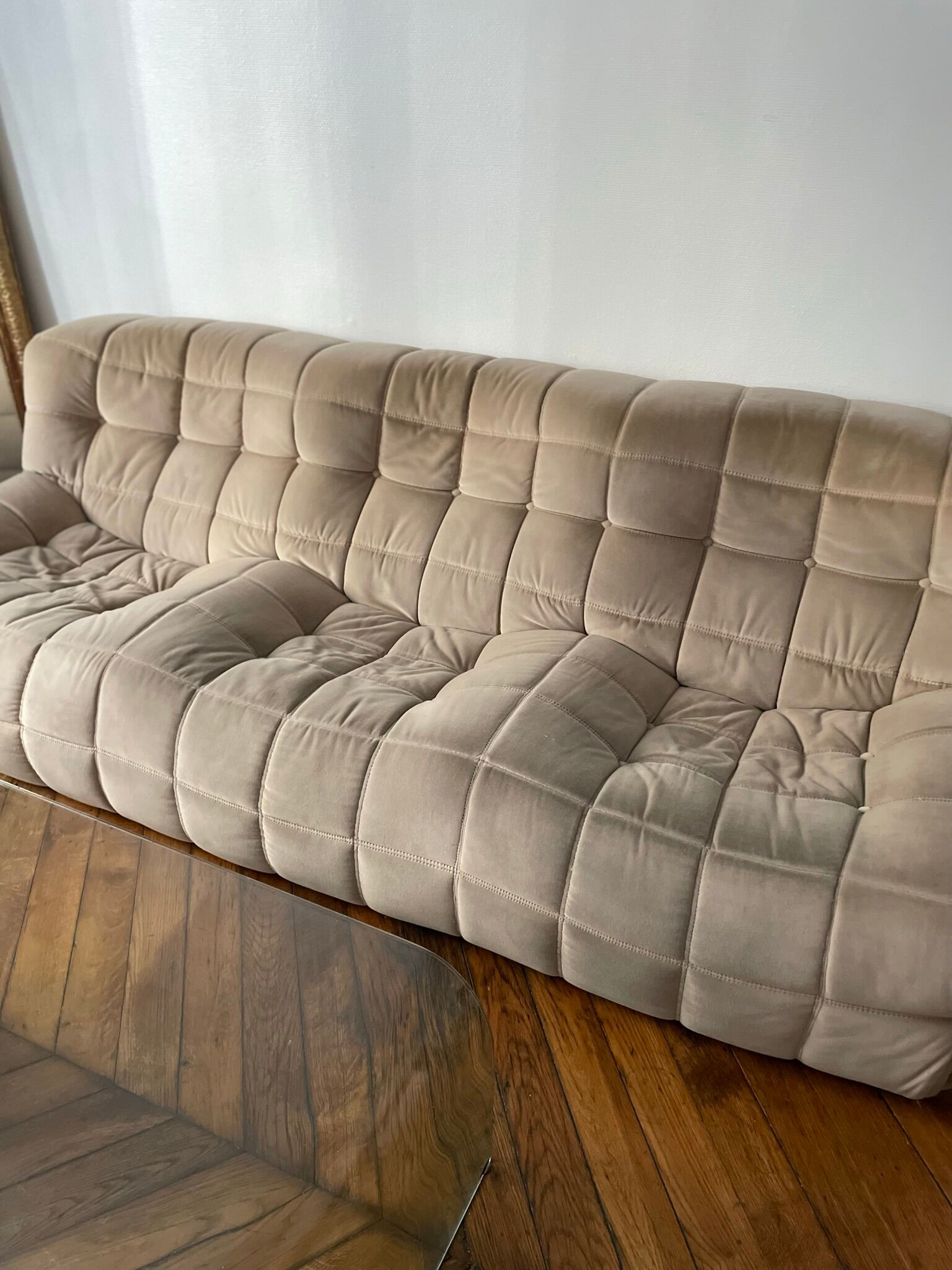 Sofa 3 places Kashima Line Roset velvet beige 70s