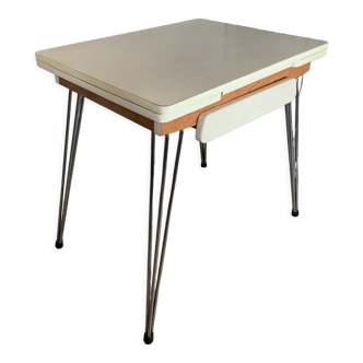 Formica kitchen table with extensions