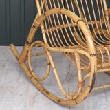 Rocking flesh in rattan