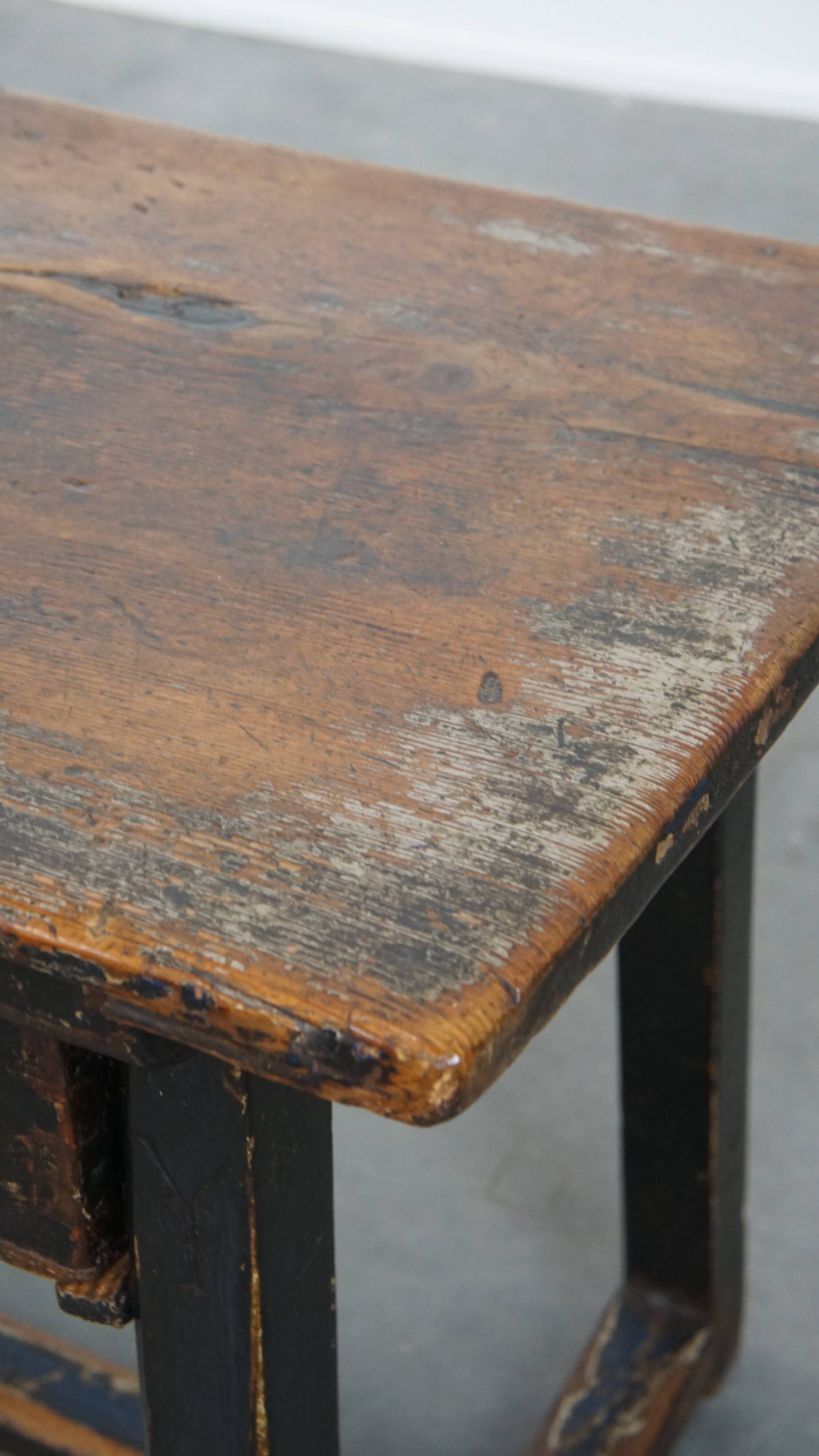 Antique Spanish side table from the late 18th century with a drawer