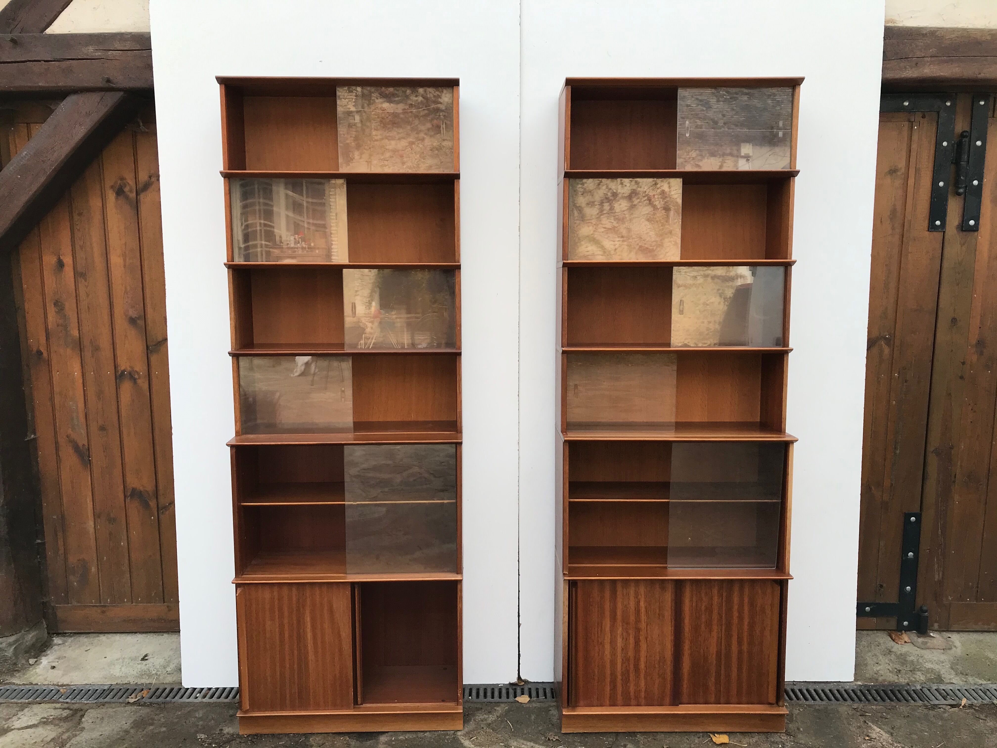 Oscar Mahogany Library, 70s.