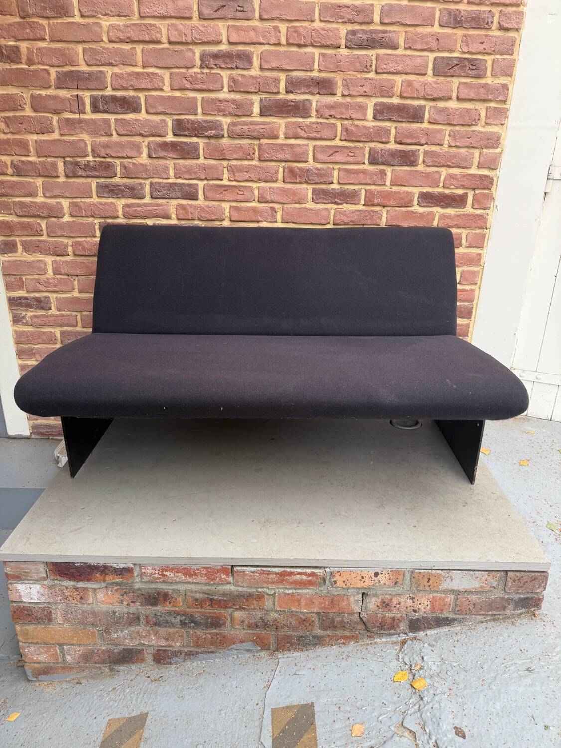 2-seater sofa from the 80s