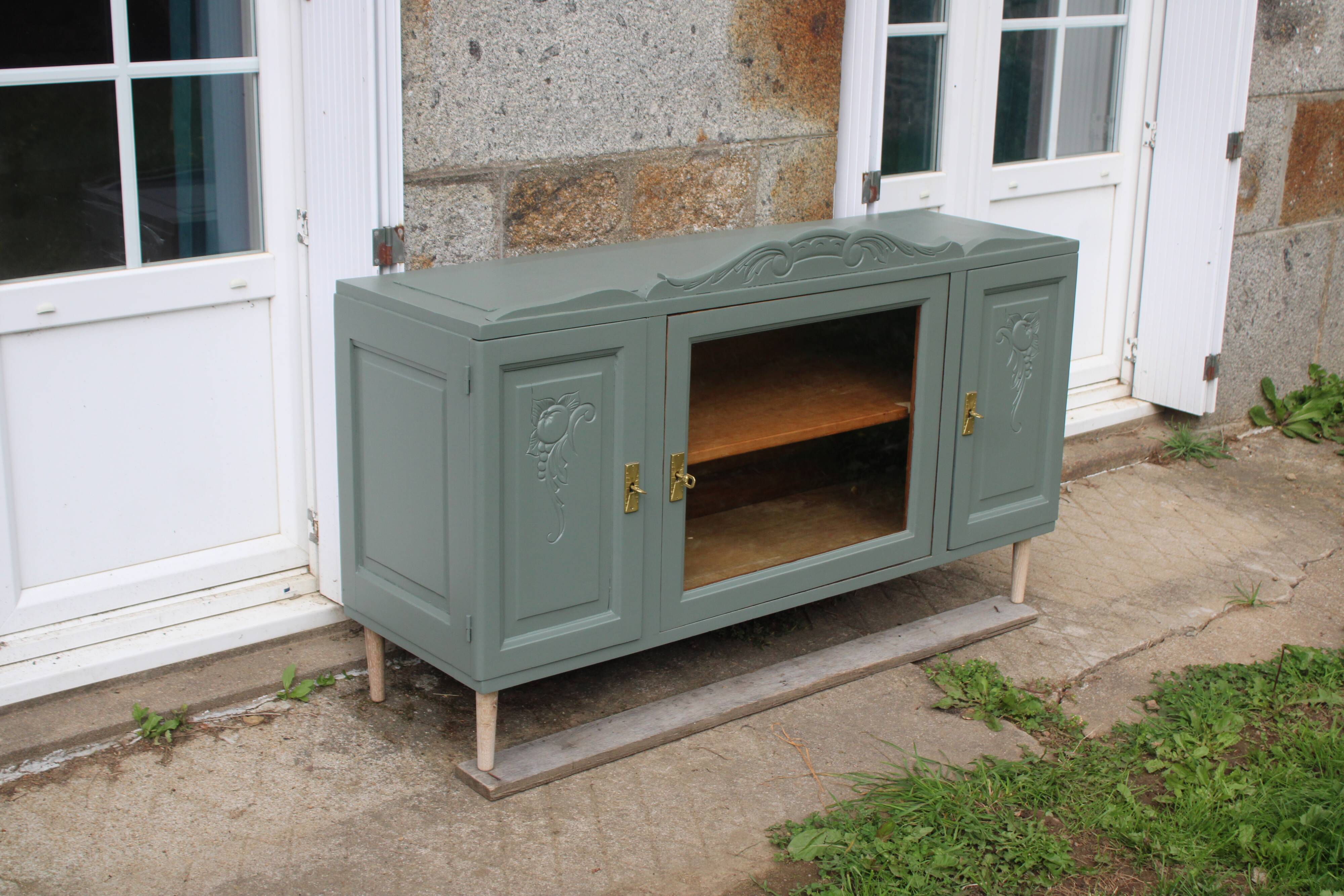 Renovated vintage sideboard with khaki paint – Haussmann chic & bohemian style