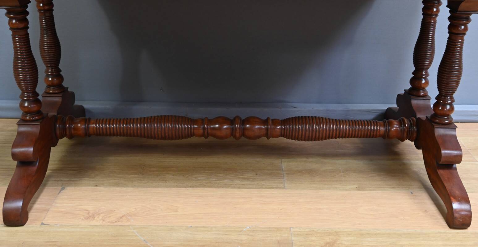 Mahogany Desk Table, Louis-Philippe period – 1st half of the 19th century