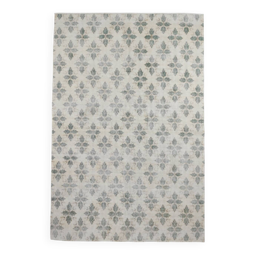 7x10 Faded Beige Geometric Style Vintage Rug, 198x296Cm