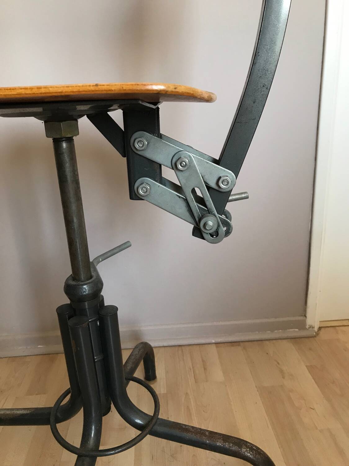 Vintage industrial workshop chair/stool in wood and metal
