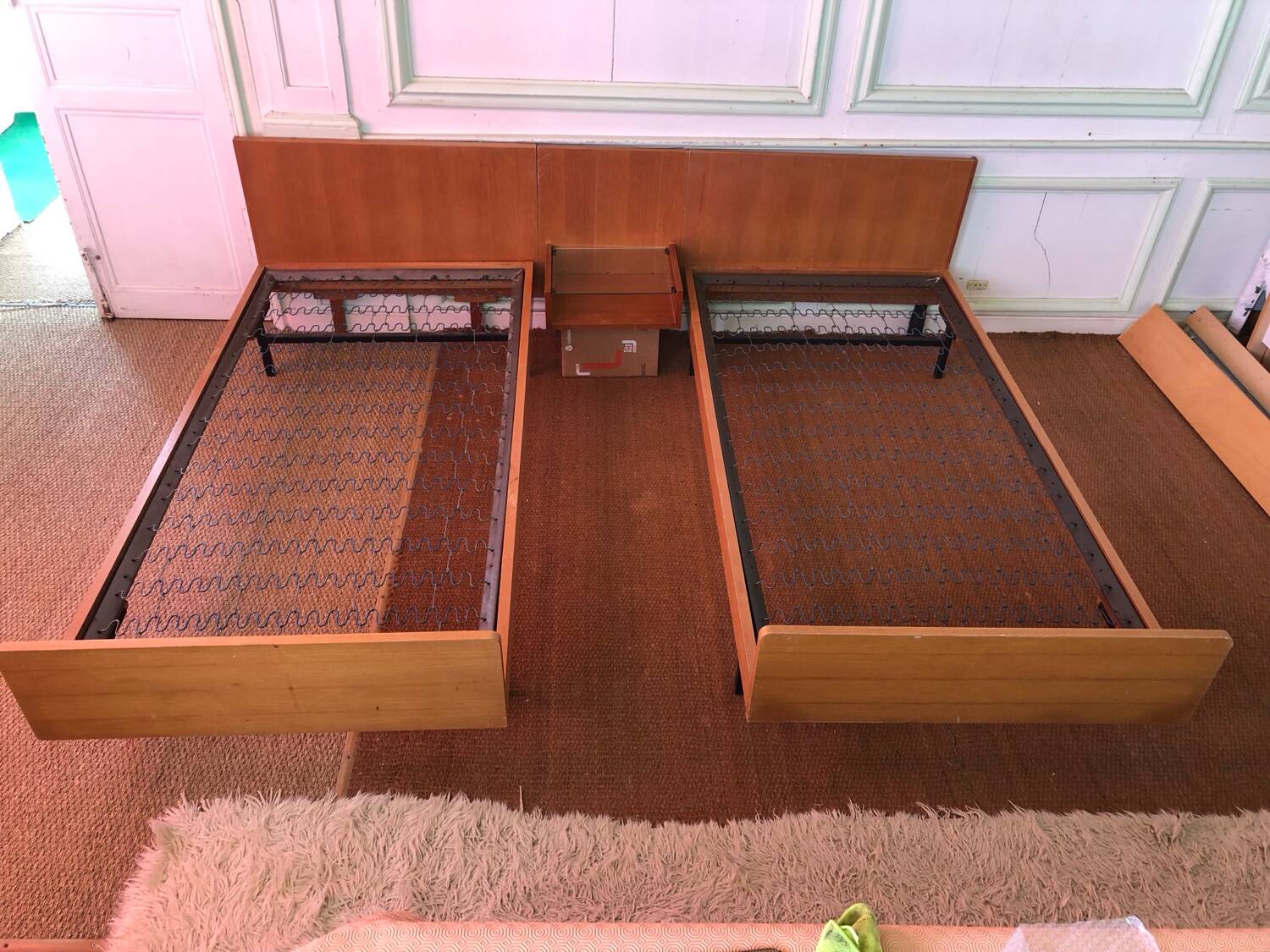 Double beds Pierre Guariche