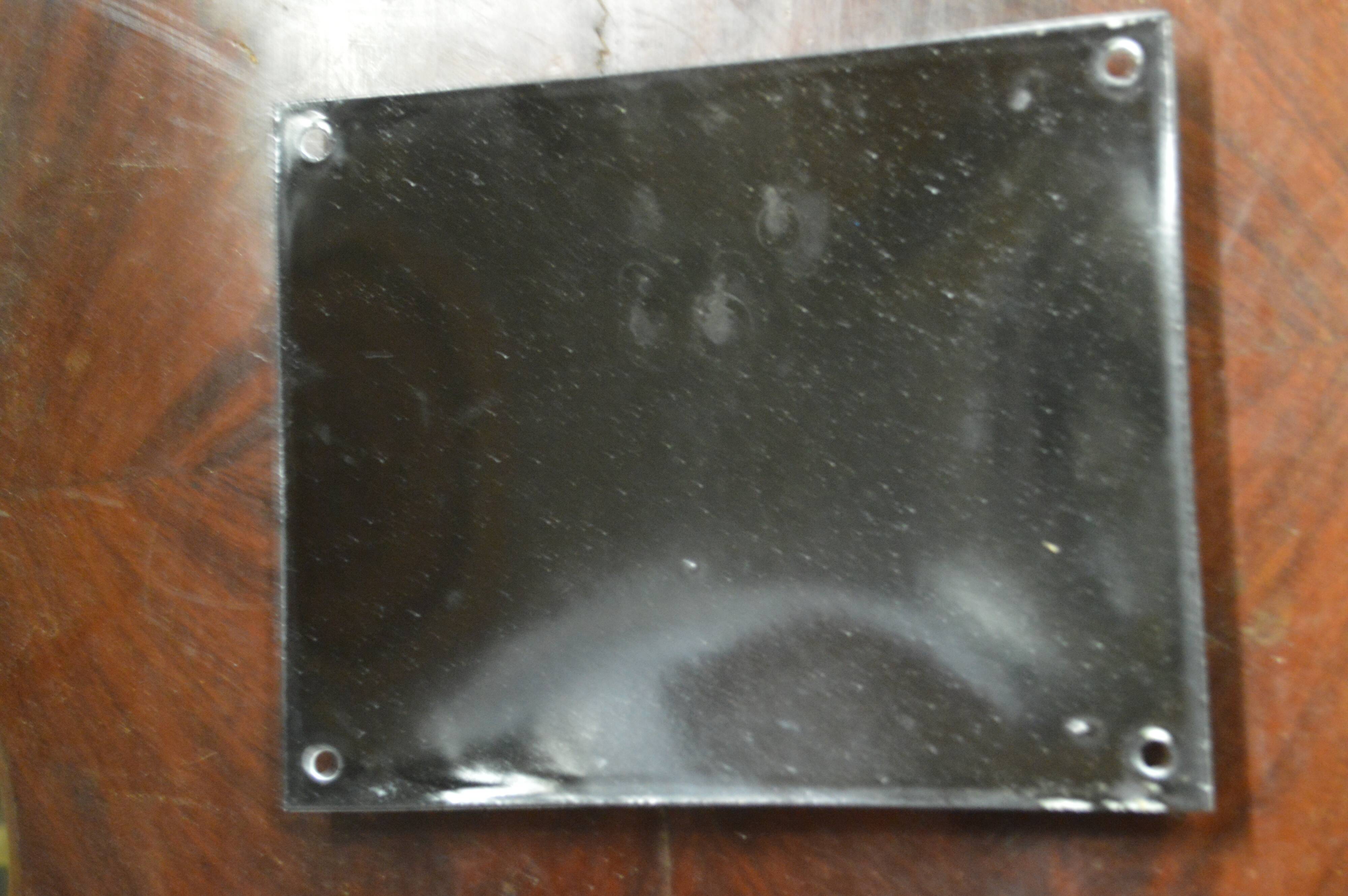 Enamel plate license IV