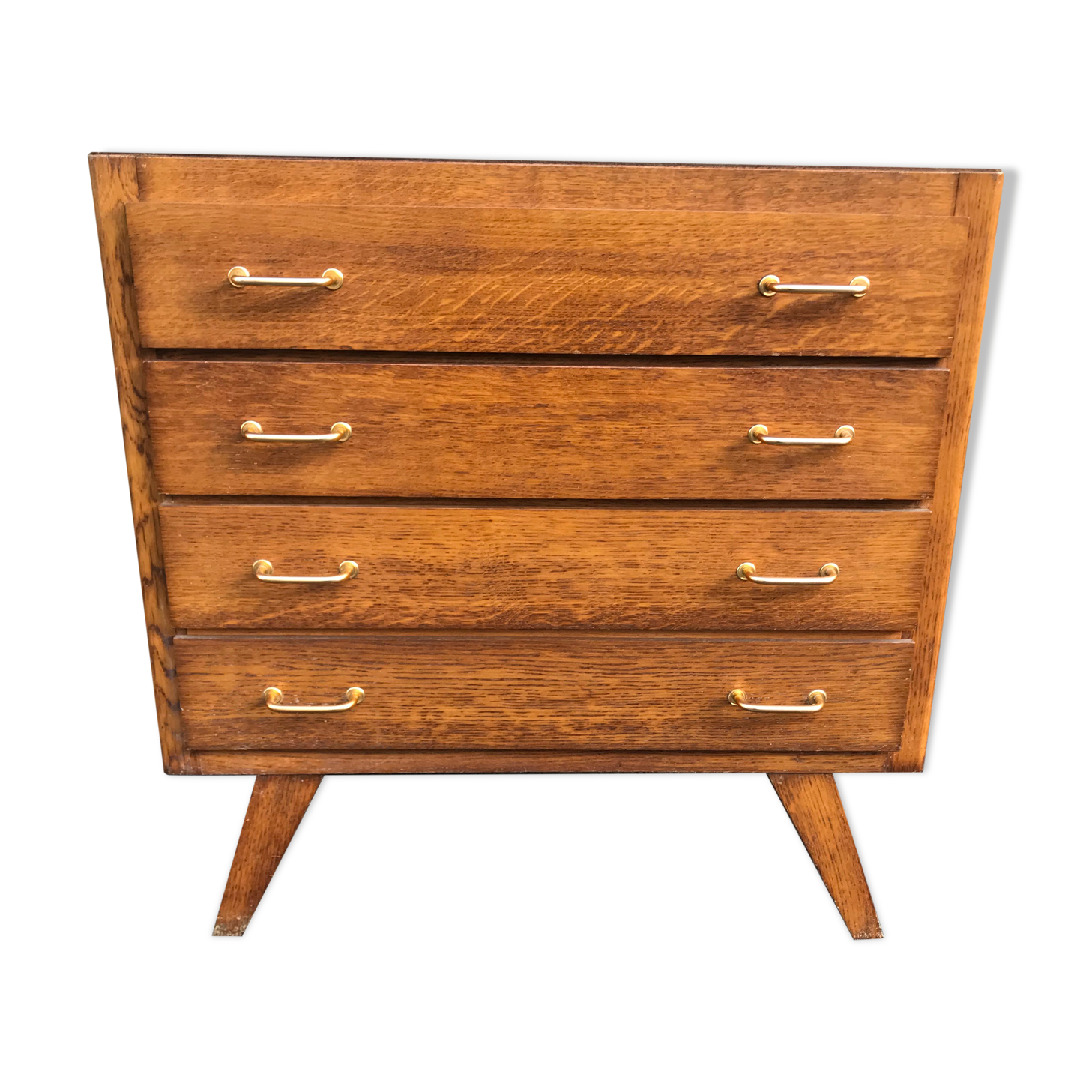 Chest of drawer compass feet