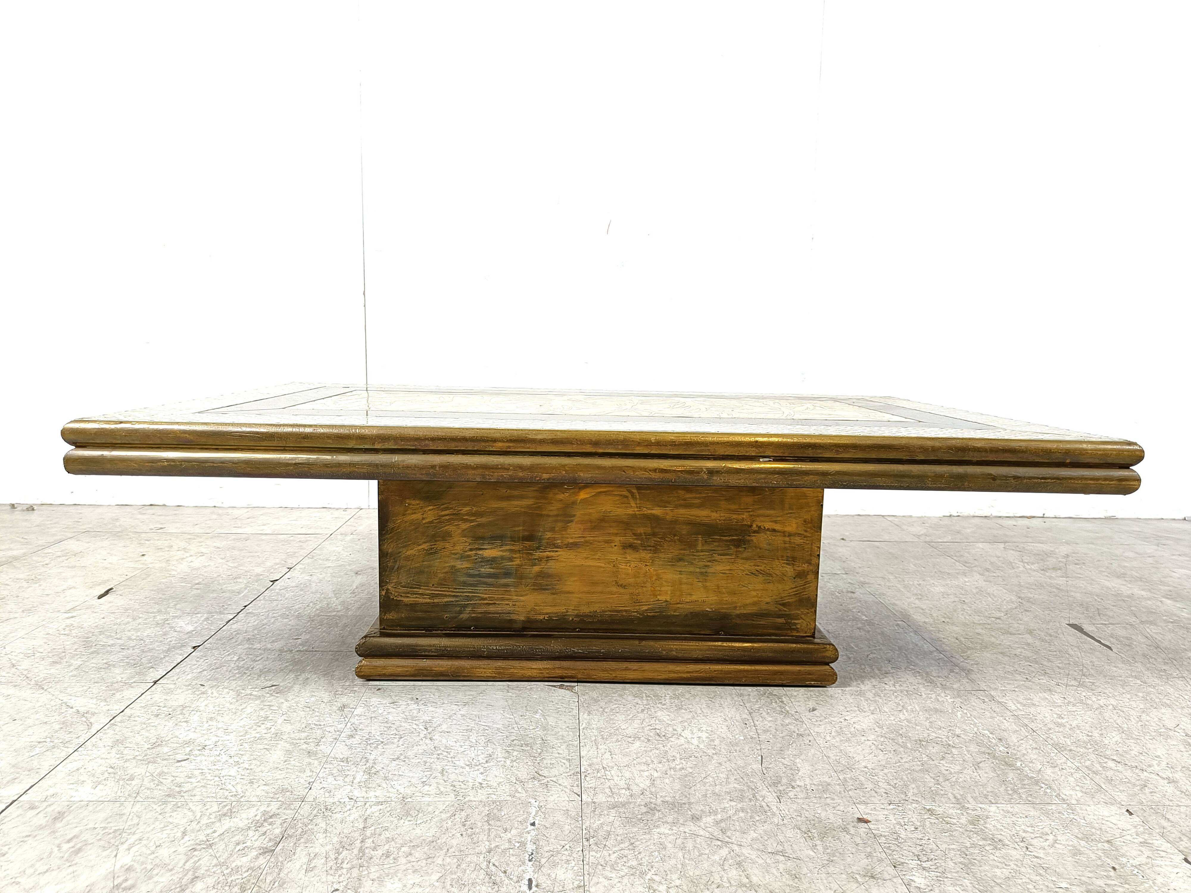 Table basse vintage en laiton par Rodolfo Dubarry, 1970