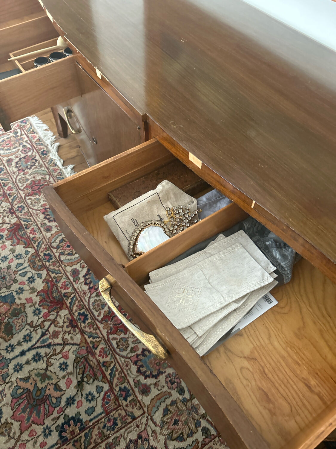 Vintage wooden commode in Louis XV style – Albano Company (New York)