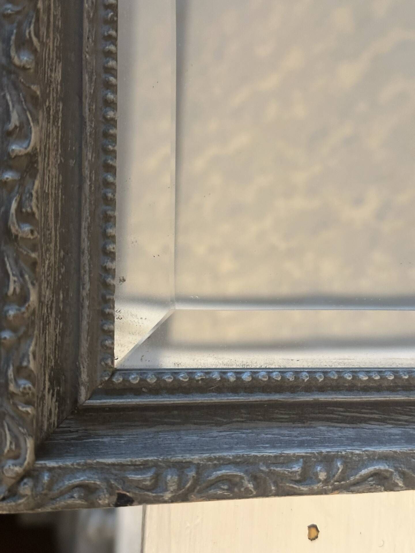 Antique bevelled mirror – Moulded wooden frame in anthracite 30/25 cm