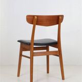 Findahl “Mosbøl” chair / 1960s / 1970s / teak / beech / skai / black / Mid Century Danish Modern Design