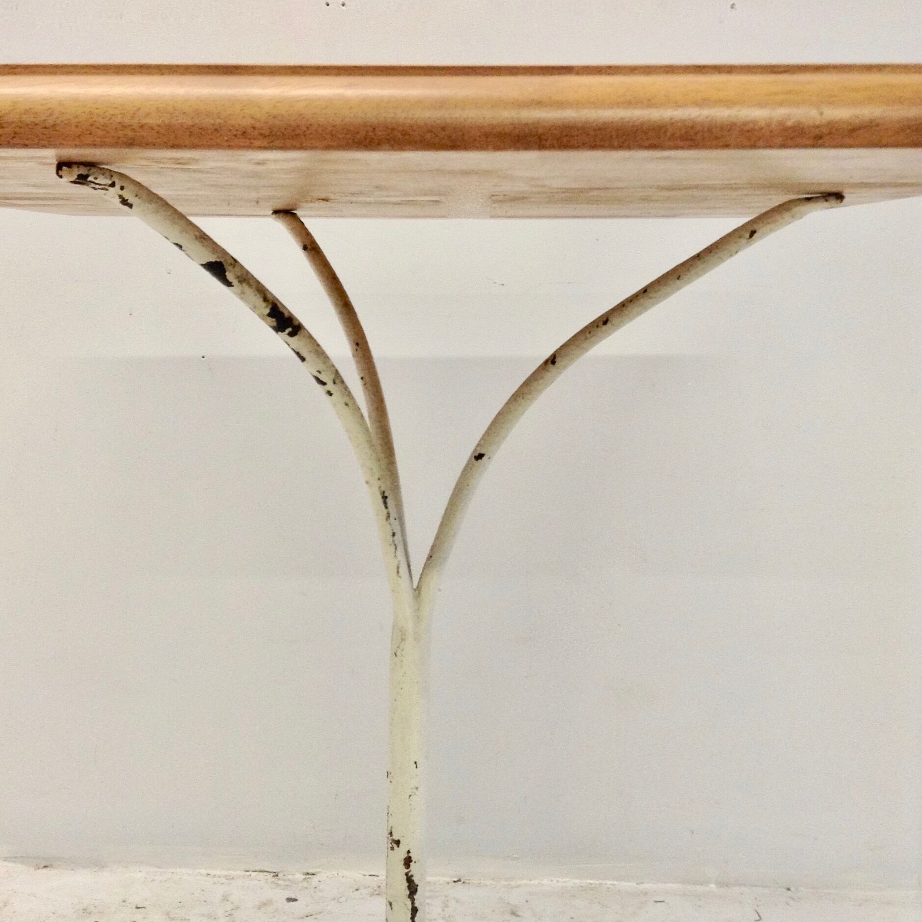Table bistrot